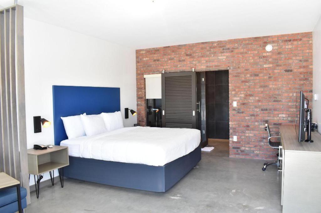 Hotel Bella Jersey Village Экстерьер фото