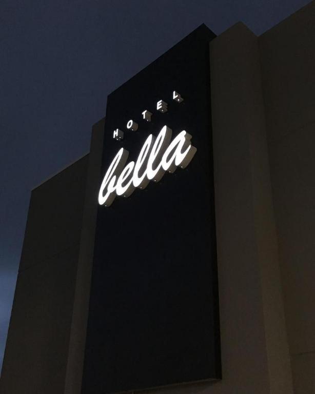 Hotel Bella Jersey Village Экстерьер фото